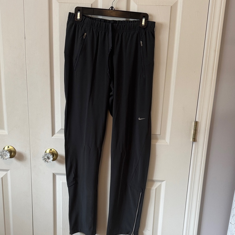 Nike Women’s Charcoal Athletic Pants